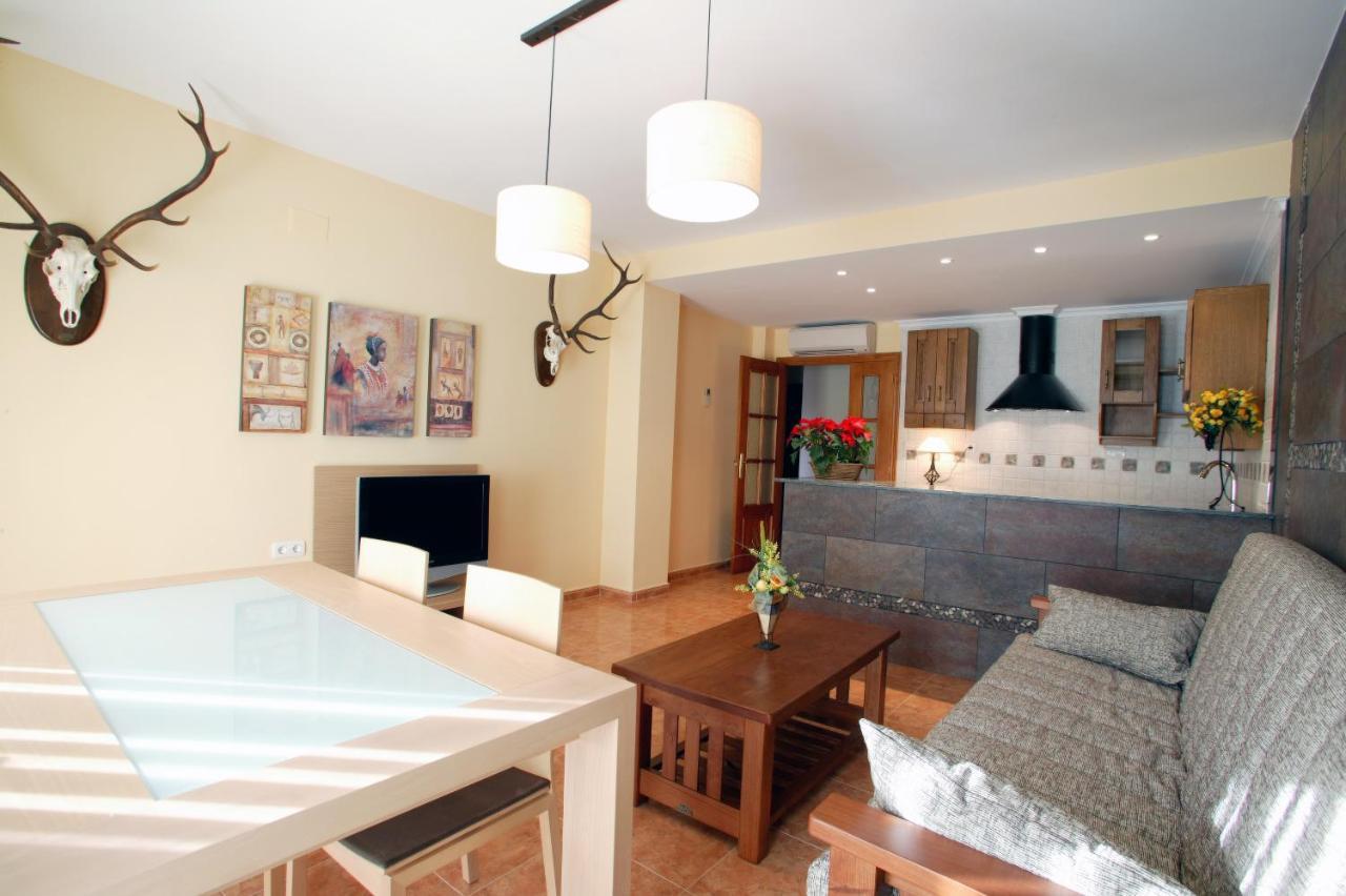 Apartamentos Hotel 77 Ayora Esterno foto